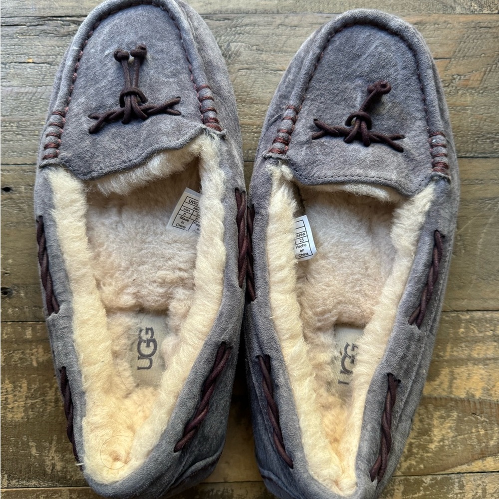Ugg slippers